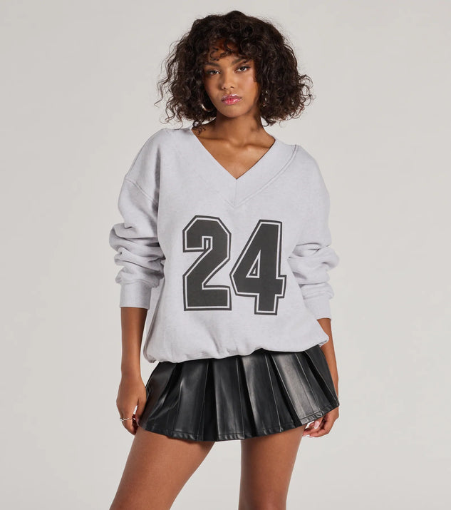 24 Graphic Oversized Pullover Sweatshirt | Windsor