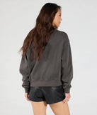 From bold to effortless, the Comfy Trend 84' Graphic Sweatshirt lets you define your vibe with charcoal tops that speak your style.