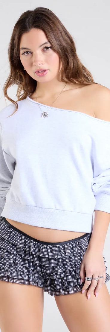 From bold to effortless, the Casual Fave Off-Shoulder Long Sleeve Pullover Top lets you define your vibe with heather gray tops that speak your style.