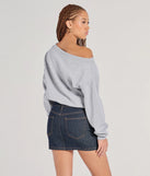 Upgrade your style game for 2025 with the Forever A Fave Long Sleeve Bubble Hem Crop Sweatshirt in heather, perfect for any fashion-forward wardrobe.