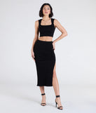 From bold to effortless, the Elevated Era Ribbed Knit Cropped Tank Top lets you define your vibe with black tops that speak your style.