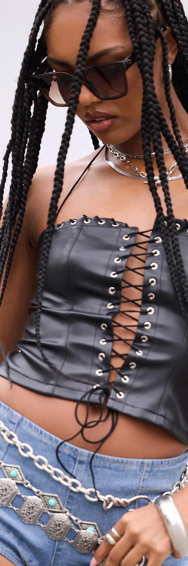 Add a seasonal refresh to your look with the Edgy Demure Lace-Up Halter Crop Top, a trendy top in black made for easy styling for any vibe.