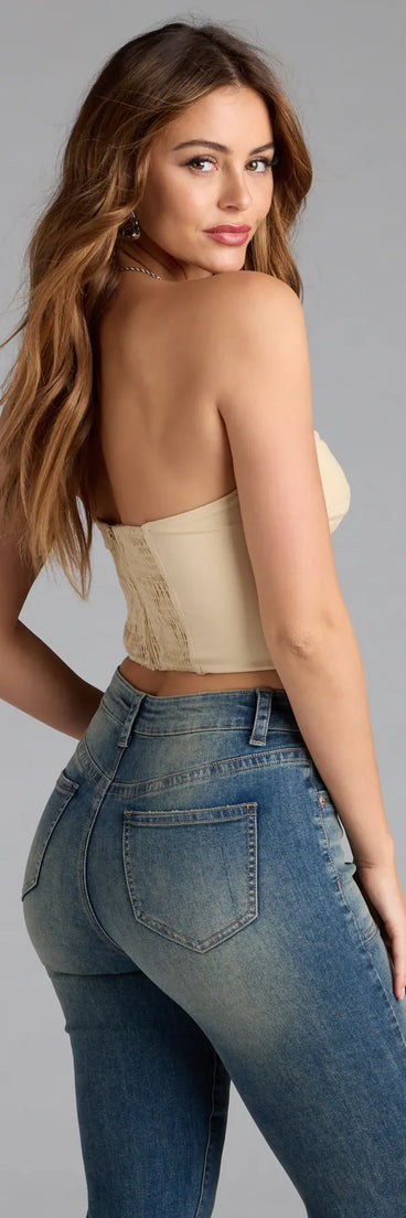 For college campus looks, game day outfits, or a bold going-out vibe, the Buckle Up Strapless Cutout Crop Top is an on-trend beige crop top that easily styles with your favorite denim.