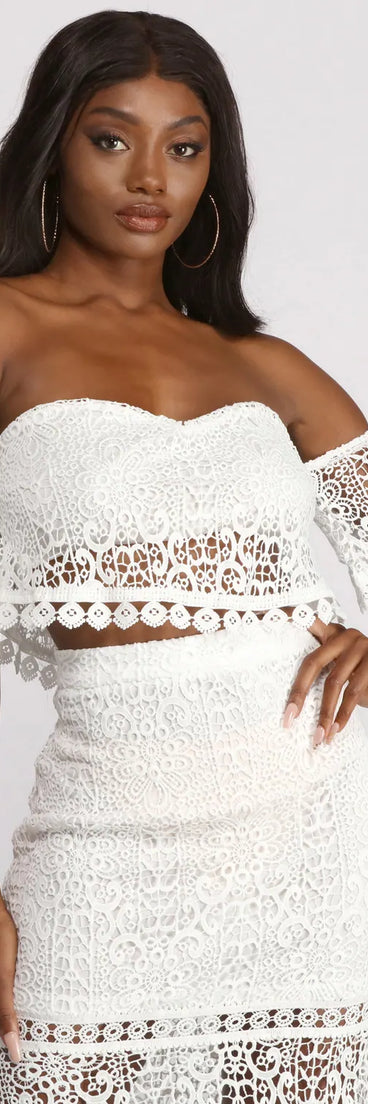 Off The Shoulder Crochet Crop Top