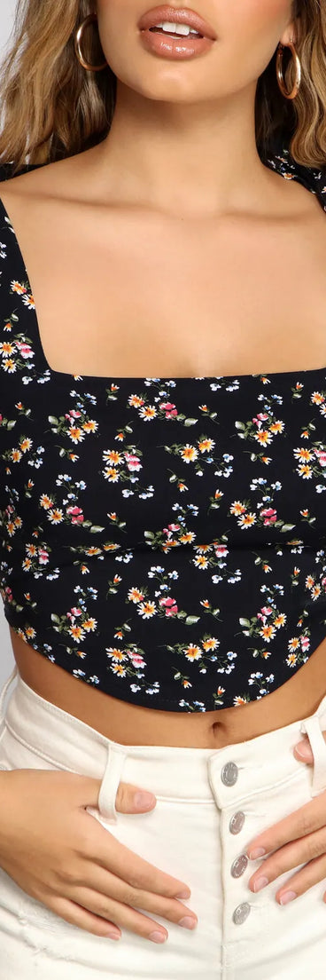 Love At First Floral Crop Top