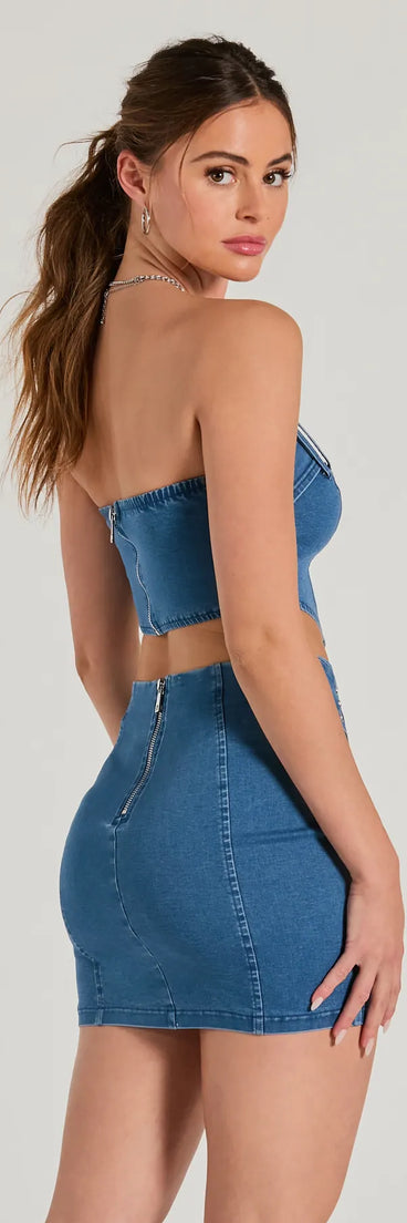 The Daily Vibe Strapless Belted Denim Crop Top in denim with a modern design and trendy look is part of the latest women's tops collection to elevate your 2025 wardrobe.
