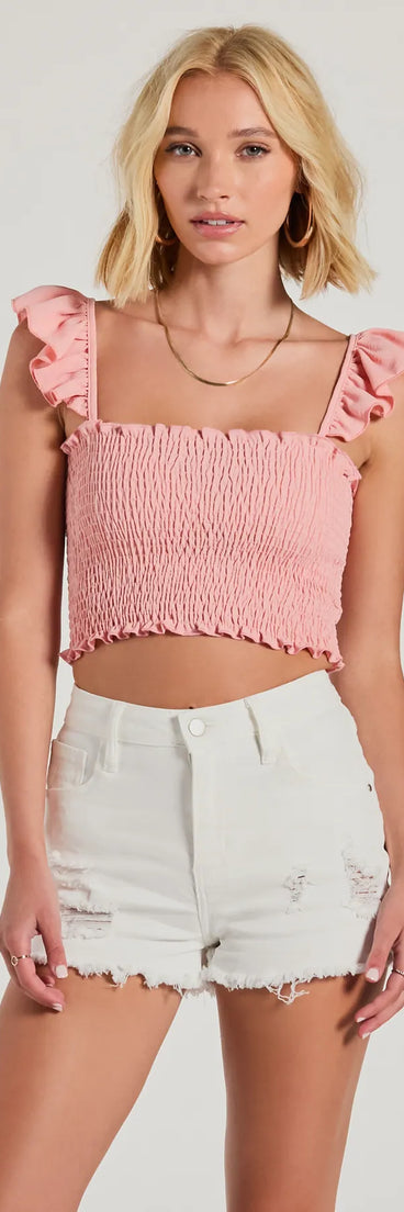 From bold to effortless, the Pretty Darling Sleeveless Smocked Crop Top lets you define your vibe with pink tops that speak your style.