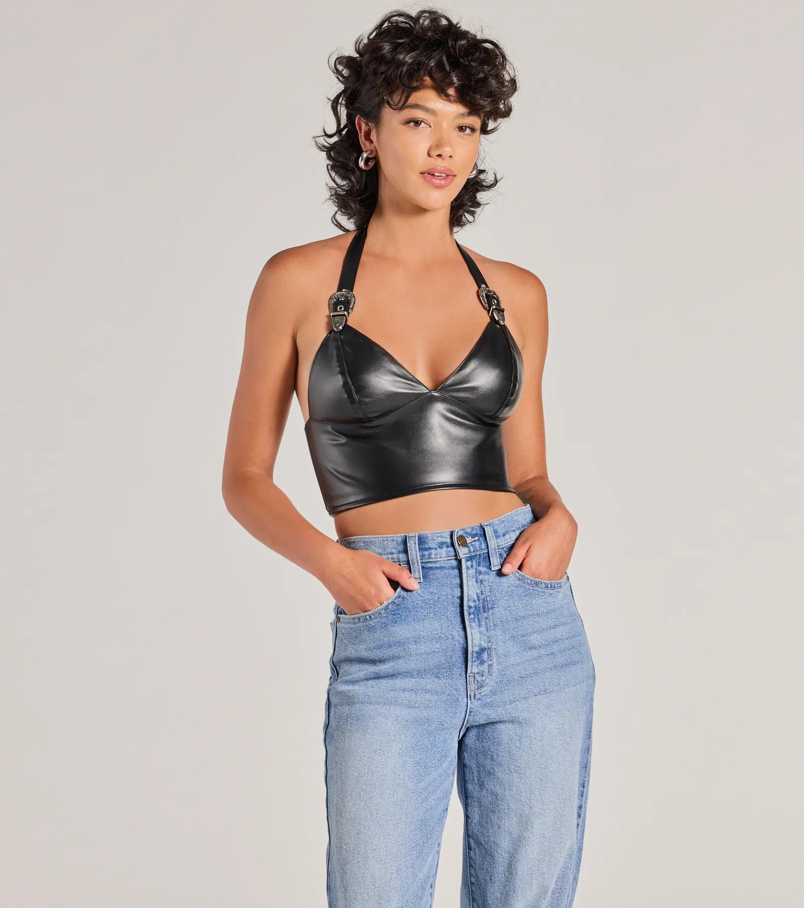 国内で当店のみ Turntide - Distressed PU Leather Cropped Bold Buckle Halter Strap Faux Leather Crop Top | Windsor