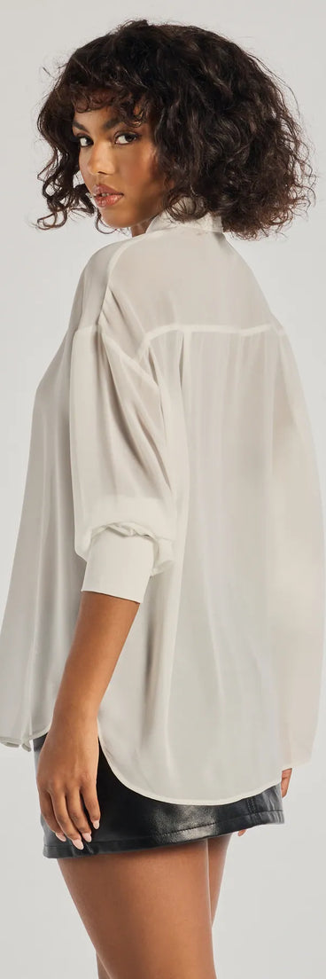 Add a sleek touch to your outfit with this ivory long sleeve top—the Sheer Ambition Long Sleeve Collared Blouse makes effortless transitions from desk to dinner.