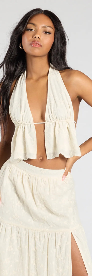 Stay on-trend this season with the Constant Stunner Open Back Halter Crop Top in beige, a must-have for creating stylish and effortless summer outfits for women.