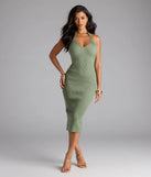 Curve Avenue Halter V-Neck Bodycon Midi Dress