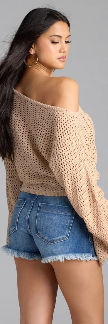 Add a sleek touch to your outfit with this natural long sleeve top—the Cute In Crochet Long Sleeve Sweater makes effortless transitions from desk to dinner.
