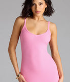 Soak up the season in the Toasty Sweetheart V-Neck Bodycon Knit Midi Dress, a pink sundress styled for easy days, outdoor plans, and everything in between.