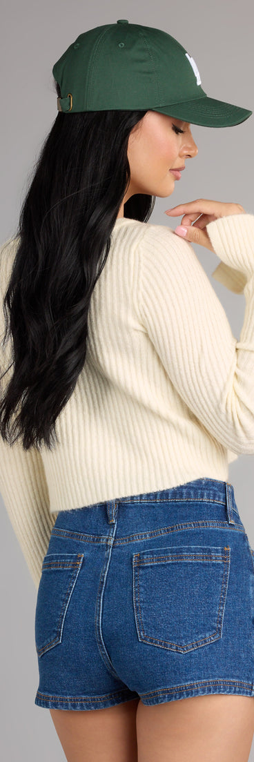 This piece brings trend-right energy to the Cozy Charm Tie Front Sweater, perfect for fall outfits that stand out.