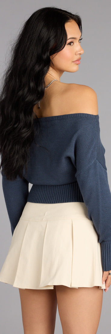 This piece brings trend-right energy to the Sunday Edit Off-The-Shoulder Sweater, perfect for fall outfits that stand out.