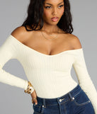 Trendy women’s tops in 0, like the Effortless Chic Knit Off-The-Shoulder Long Sleeve Bodysuit, bring effortless style for fall layering, lounging, or going out.