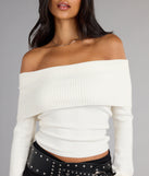 Complete your look with the Chic Stroll Off-The-Shoulder Sweater, a trendy top that’s ready to pair with anything in your fall rotation.