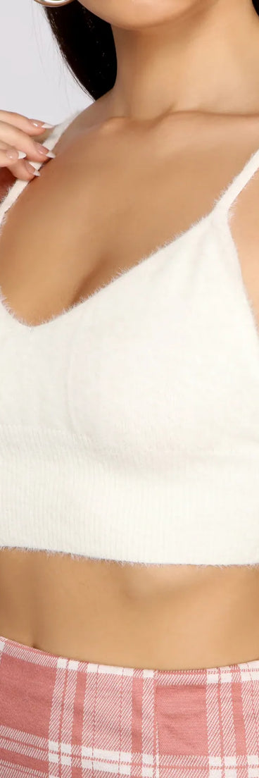 Chic Trendsetter Crop Top