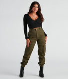 Chic Basic Button-Detail Crop Top