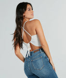 Cute Feel Halter Strappy Back Crop Top