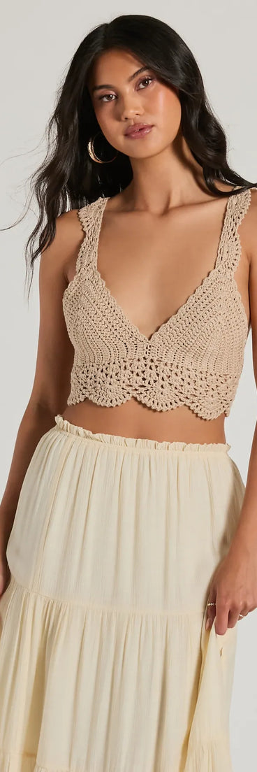 The Sunset Serenity V-Neck Crochet Crop Top in natural with a modern design and trendy look is part of the latest women's tops collection to elevate your 2025 wardrobe.