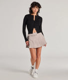 Wrap up in style with the Chic Staple Crew Neck Cropped Knit Cardigan, a cozy black sweater for women designed for night-out looks, everyday outfits, or as a chic layering piece for transitional weather.