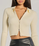 
Upgrade your style game for 2025 with the Sleek And Snug Ribbed Knit Sweater Top in ivory, perfect for any fashion-forward wardrobe.