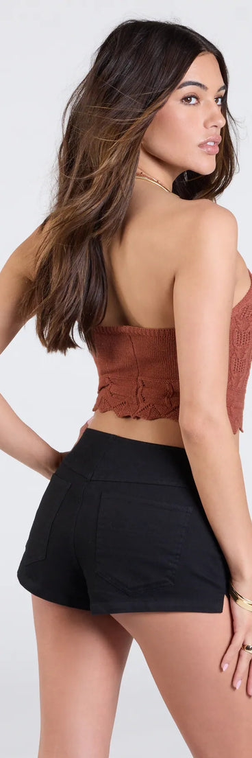 With its midriff cut and trend-forward fit, the Signs Of Sunshine Halter Knit Crop Top is a rust crop top made to pair with skirts, denim, or whatever vibe you're feeling this season.