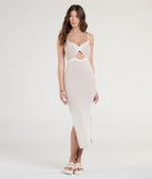 Step into milestone moments with the Easily Stunning Cutout Striped Midi Dress, a standout in ivory dresses perfect for birdal showers, Easter celebrations, and 2025 grad looks.