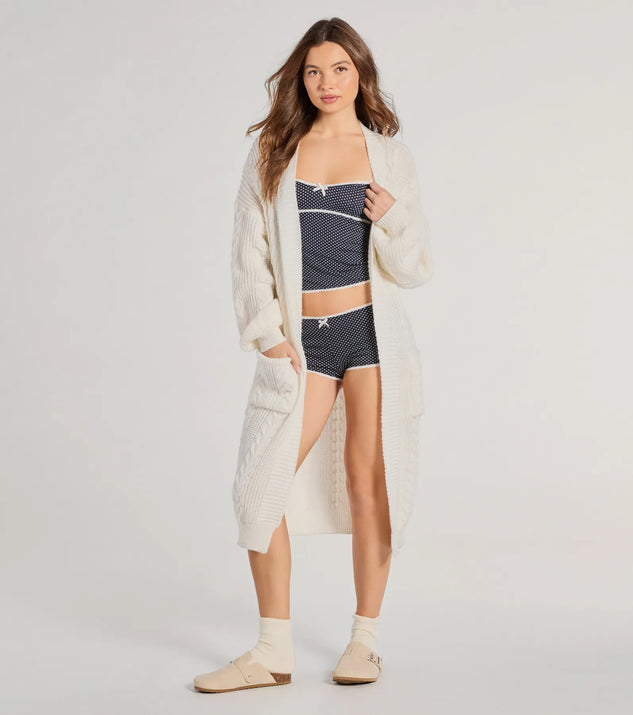 
Upgrade your style game for 2025 with the Layer On The Cute Cable Knit Duster Sweater in ivory, perfect for any fashion-forward wardrobe.