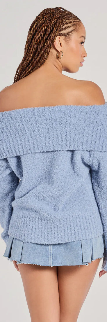 
Upgrade your style game for 2025 with the Chilly Days Off-The-Shoulder Sweater, perfect for any fashion-forward wardrobe.