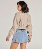 
Upgrade your style game for 2025 with the Chic Outing Button-Down Faux Wool Shacket in oatmeal, perfect for any fashion-forward wardrobe.