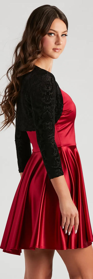 So Regal Velvet 3/4 Sleeve Bolero