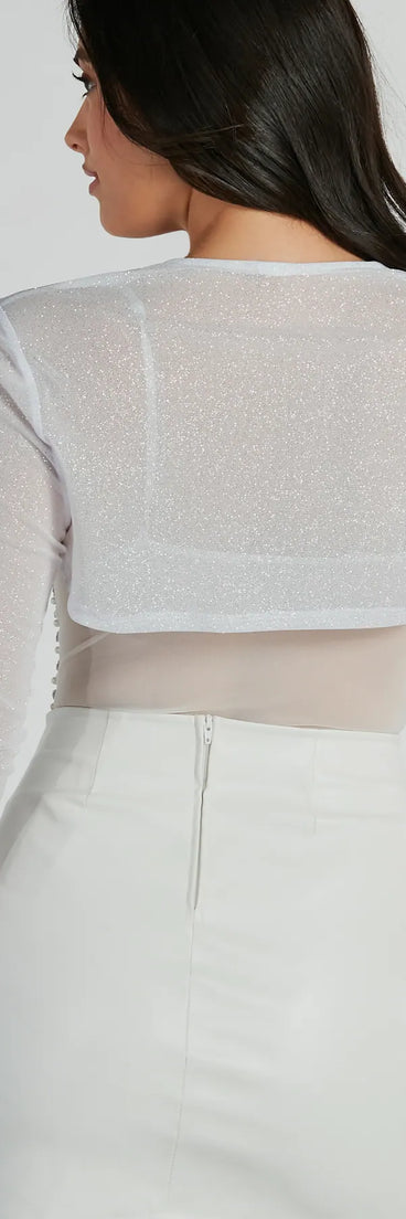 Party Glow Glitter Mesh Bolero, a trendy white addition to women's going-out outfits, is ideal for party outfits, chic anniversary attire, or night-out looks that keep you on-trend!