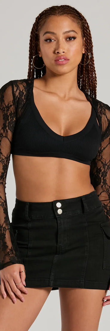 Wrap up in style with the In The Mood Long Sleeve Lace Bolero, a cozy black sweater for women designed for night-out looks, everyday outfits, or as a chic layering piece for the colder months.