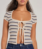 
Upgrade your style game for 2025 with the Stylish Status Striped Knit Tie-Front Top in ivory, perfect for any fashion-forward wardrobe.