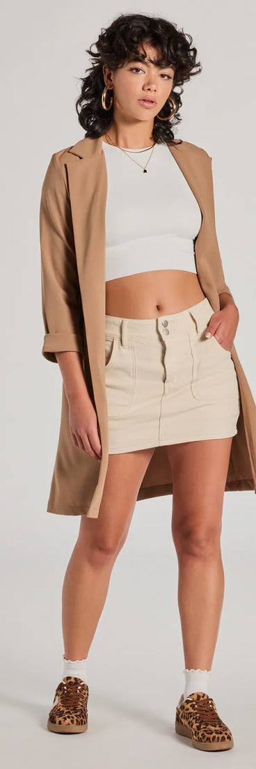 The Elevated Muse Crepe Longline Blazer in mocha is a women's workwear essential with an elevated fabric and chic silhouette, ideal for layering and versatile enough to take your look from office chic to going-out ready!