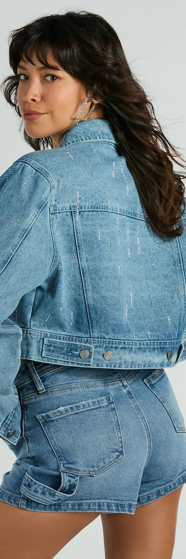 Your fall and winter outfits will be on-trend when you style the Come And Shine Rhinestone Denim Jacket to complete your best outfit of the day or add a layer of stylish warmth to your look!