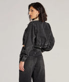 
Upgrade your style game for 2025 with the Cool Girl Aesthetic Denim Trucker Jacket in black, perfect for any fashion-forward wardrobe.