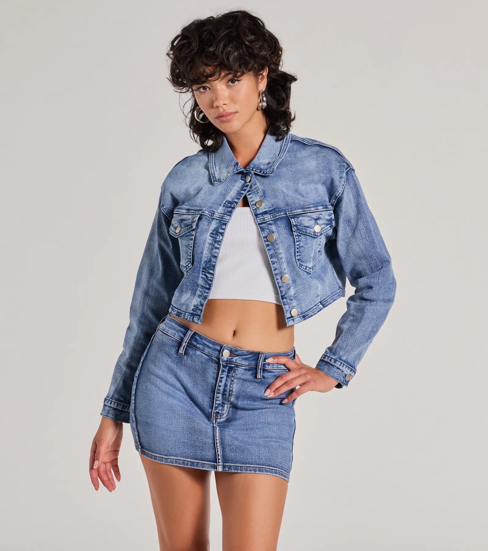 Ameri（アメリ）の「CROPPED DENIM JACKET（デニムジャケット