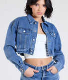 Stay on-trend this season with the Casually Elevated Cropped Denim Jacket in denim blue, a must-have for creating stylish and effortless spring outfits for women.