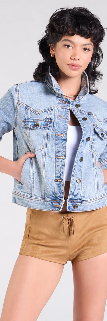 The Country Flair Western Denim Jacket in denim blue brings edge and energy to your vibe, ready to elevate any festival look or concert outfit.