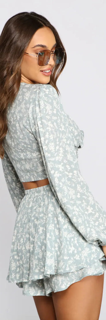 Floral Desire Tie-Front Crop Top