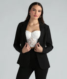 Get ready for any event with the Business Classy Woven Ruched Blazer in black, an essential start to creating a versatile outfit for women for parties, cocktail hours, or Valentine's Day events.