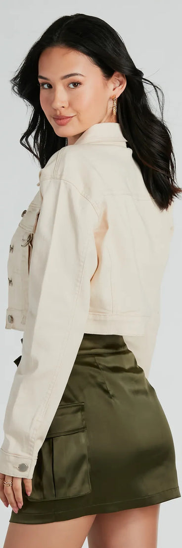 Trendy Nature Cargo Woven Crop Jacket, a trendy ivory addition to women's going-out outfits, is ideal for party attire, chic concert outfits, or night-out looks that keep you on-trend!