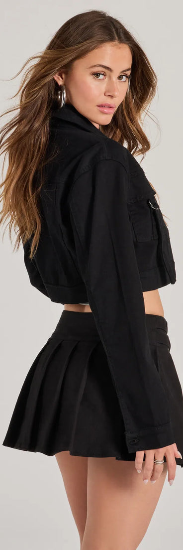 Trendy Nature Cargo Woven Crop Jacket, a trendy black addition to women's going-out outfits, is ideal for party attire, chic concert outfits, or night-out looks that keep you on-trend!