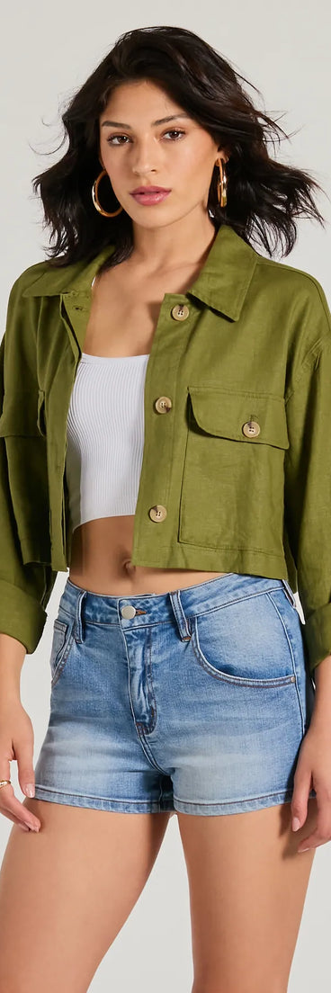 Your fall and winter outfits will be on-trend when you style the Effortless Personality Button Up Crop Linen Shacket to complete your best outfit of the day or add a layer of stylish warmth to your look!