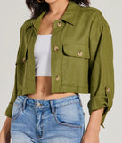 Your fall and winter outfits will be on-trend when you style the Effortless Personality Button Up Crop Linen Shacket to complete your best outfit of the day or add a layer of stylish warmth to your look!