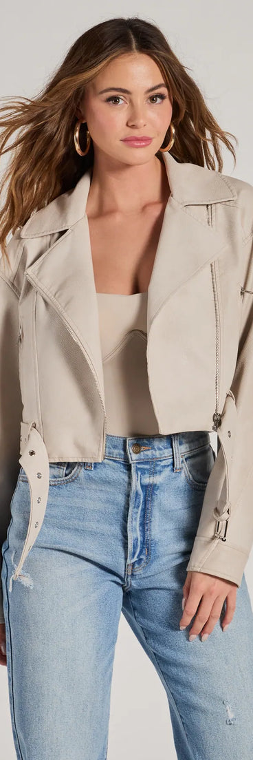 Bring statement edge with the Modern Icon Oversized Faux Leather Belted Moto Jacket, a ivory faux leather jacket that adds sleek, trend-driven appeal to any dressy or casual outfit.