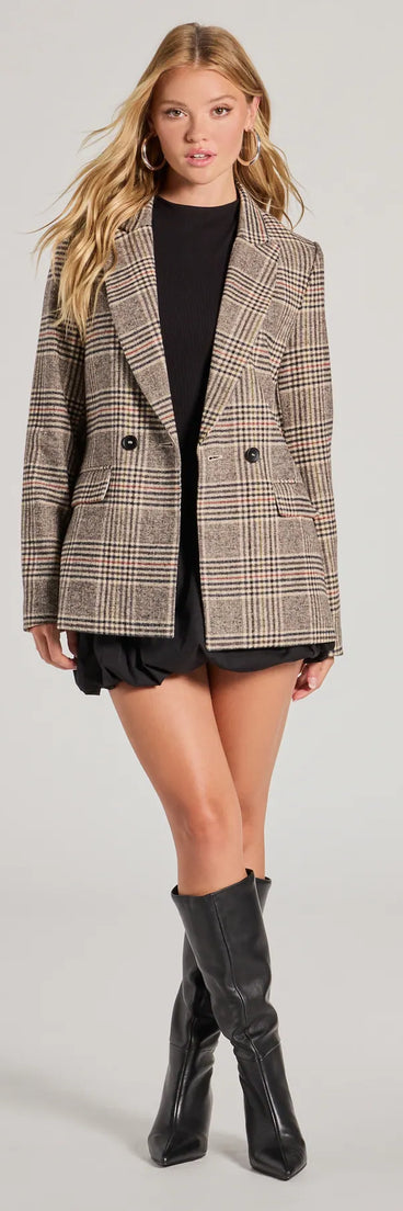 The Classic Mood Glen Plaid Woven Oversized Blazer in multi-color is a women's workwear essential with an elevated fabric and chic silhouette, ideal for layering and versatile enough to take your look from office chic to going-out ready!